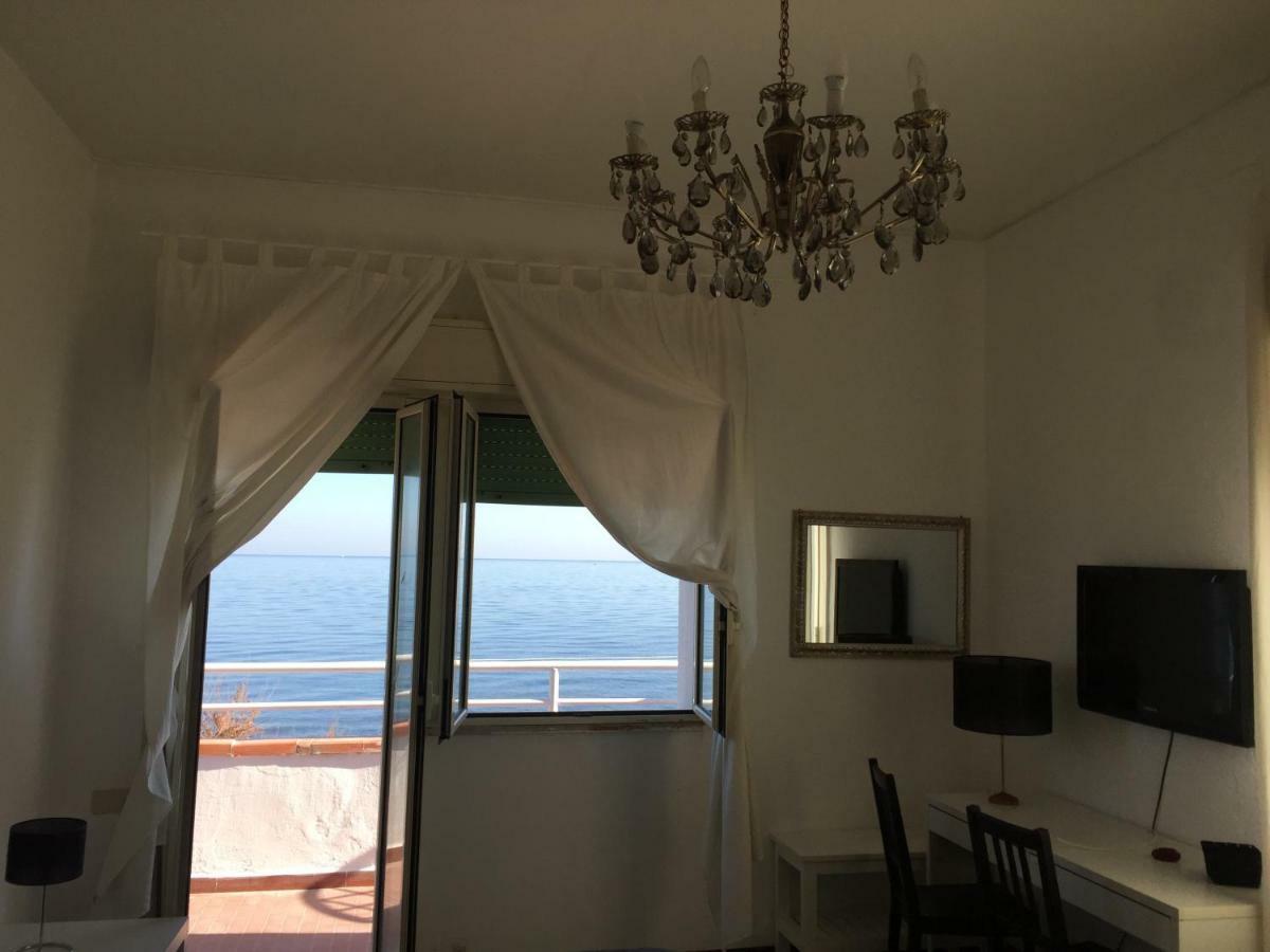 לינה וארוחת בוקר קאריני A Casa Di Giuseppe 2 מראה חיצוני תמונה