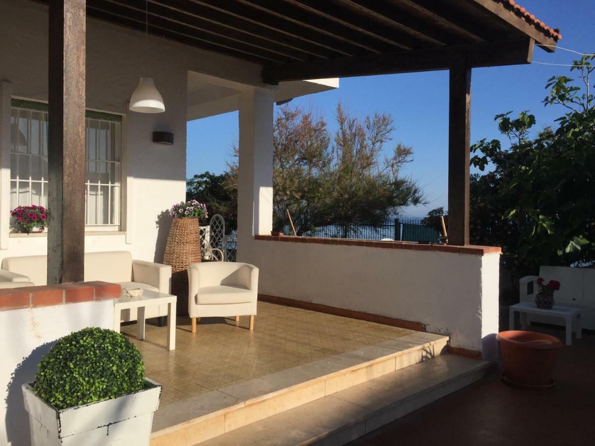 לינה וארוחת בוקר קאריני A Casa Di Giuseppe 2 מראה חיצוני תמונה